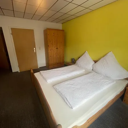 Zum Weissenlamm Guest house