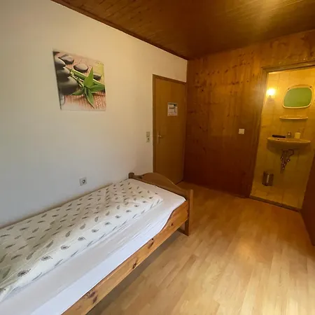 Guest house Zum Weissenlamm 3*
