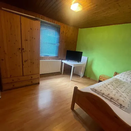 Guest house Zum Weissenlamm 3*