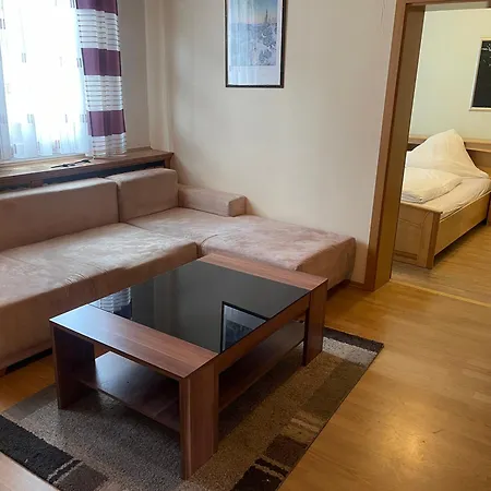 Zum Weissenlamm Guest house 3*
